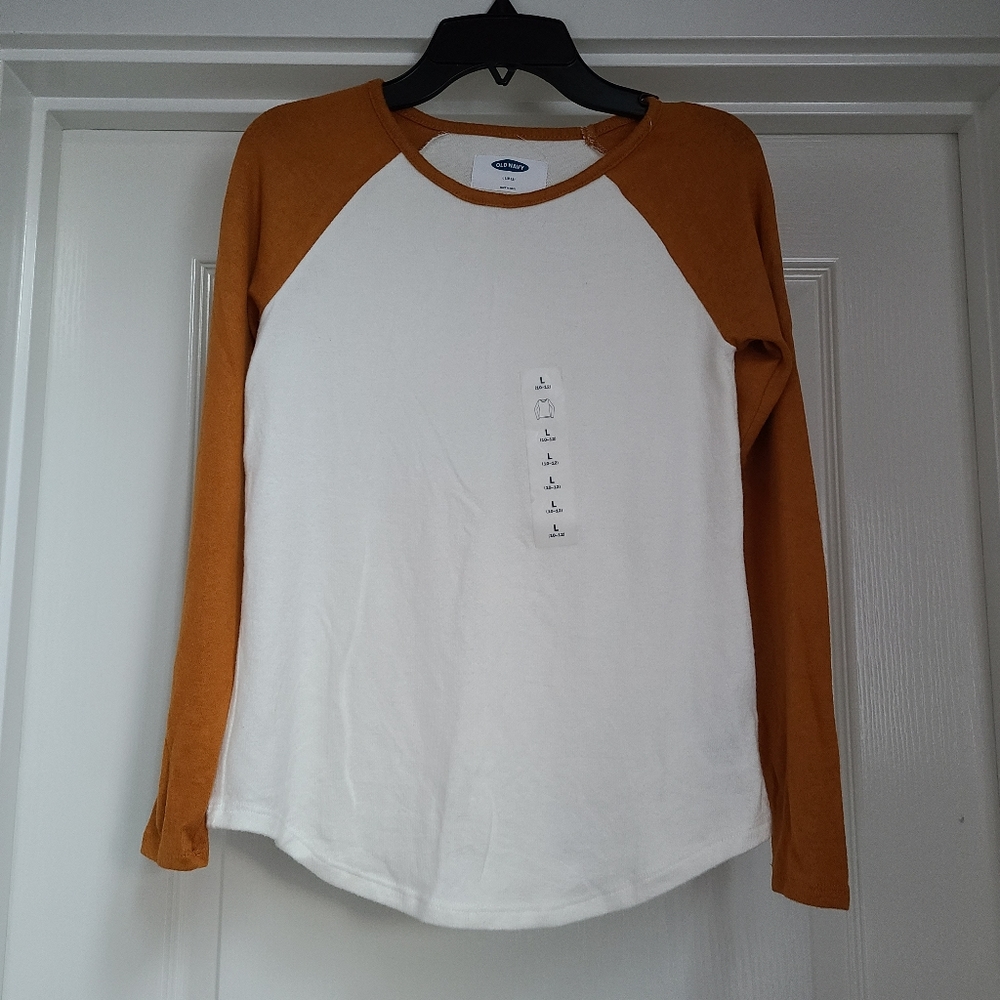 Old Navy top.